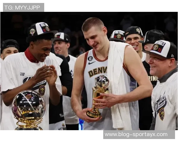 约基奇再创历史8次302010超级三双追平大O仅次于张伯伦的16次纪录